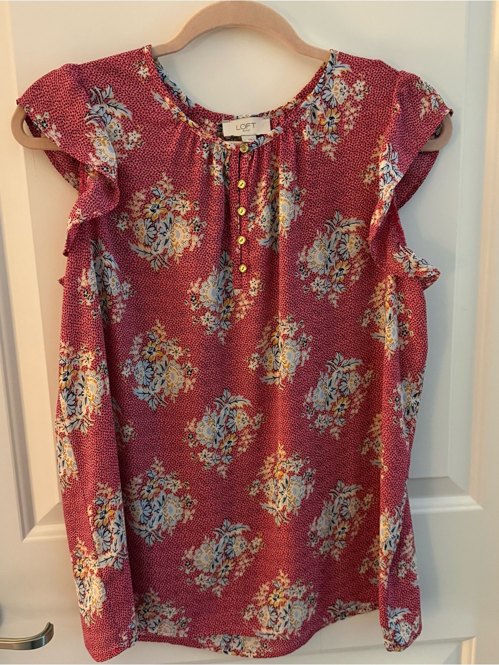 LOFT Rose Pink Floral Button-Front Flutter Top Size Medium